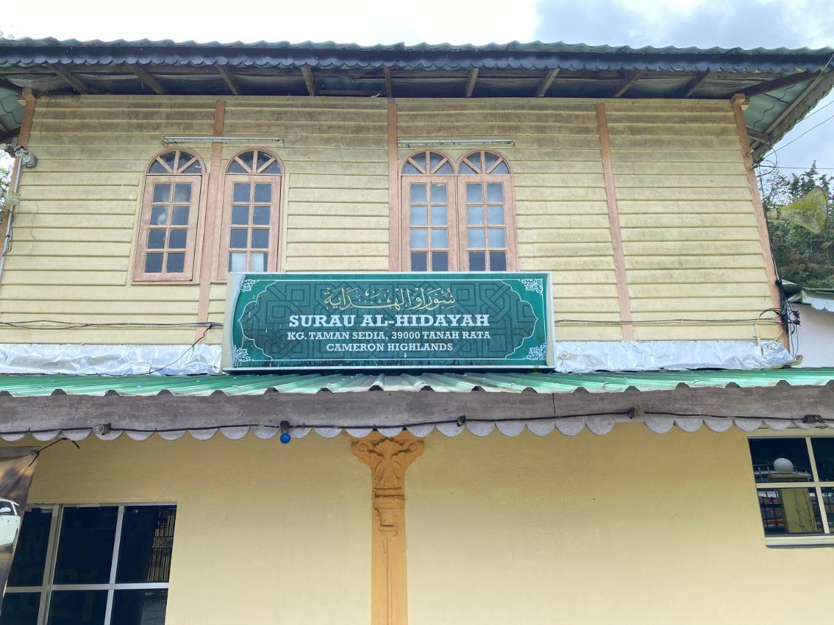 Aiza Homestay Opposite Abang Strawberry Taman Sedia Tanah Rata Zewnętrze zdjęcie